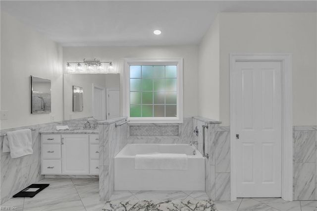 20576 Southport Landing PL, Smithfield, VA 23430