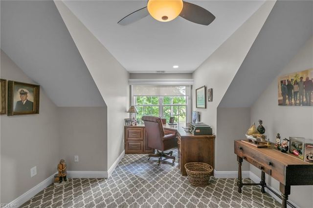 20576 Southport Landing PL, Smithfield, VA 23430