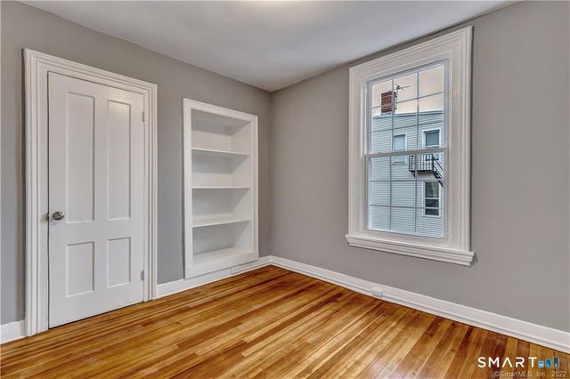 981 State Street 2, New Haven, CT 06511