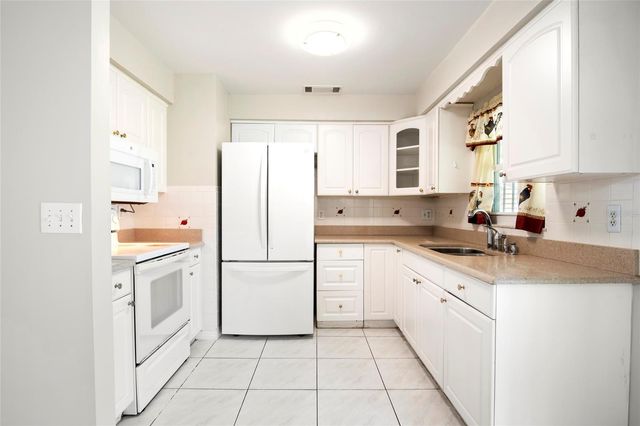 4675 CARMEL STREET, Orlando, FL 32808