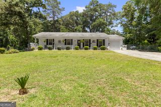 305 N Lake Drive, Perry, GA 31069