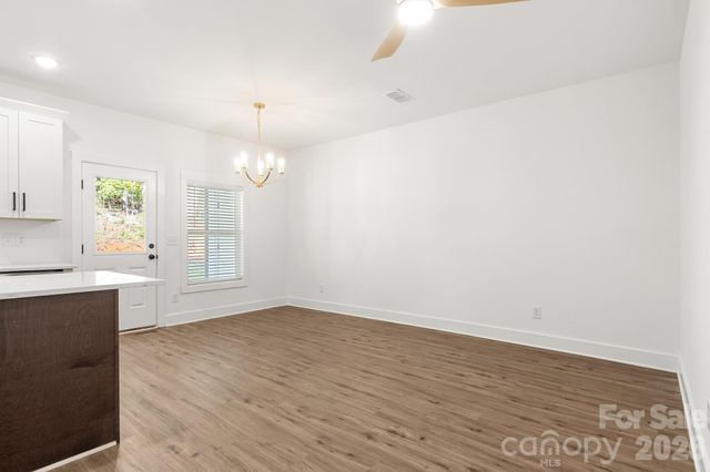 512 Carolyn Lane, Charlotte, NC 28213