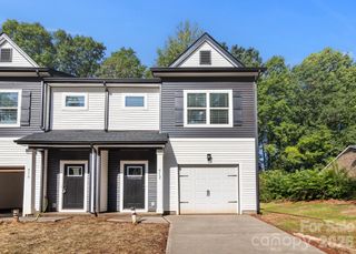 512 Carolyn Lane, Charlotte, NC 28213