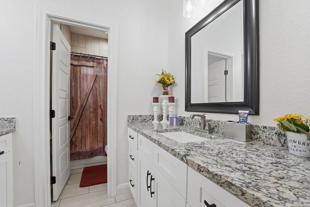 238 CIBOLO WAY, La Vernia, TX 78121