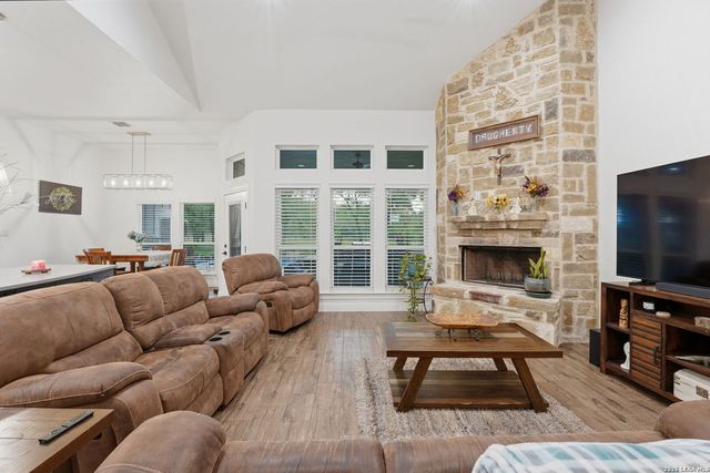 238 CIBOLO WAY, La Vernia, TX 78121