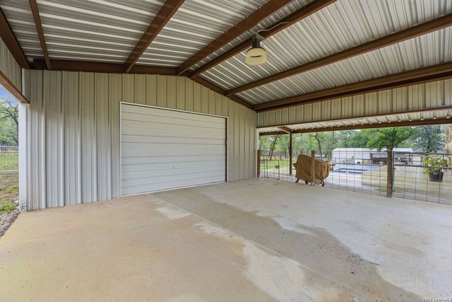 238 CIBOLO WAY, La Vernia, TX 78121