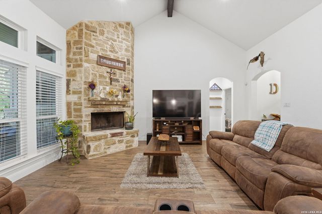 238 CIBOLO WAY, La Vernia, TX 78121