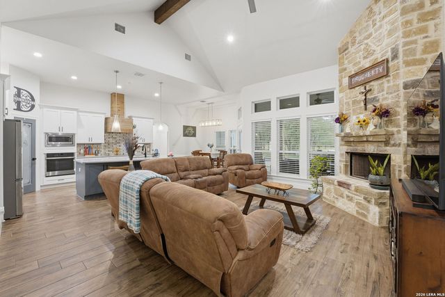 238 CIBOLO WAY, La Vernia, TX 78121