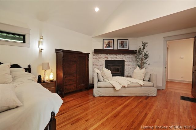 1323 Knob Avenue, New Albany, IN 47150
