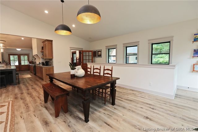 1323 Knob Avenue, New Albany, IN 47150