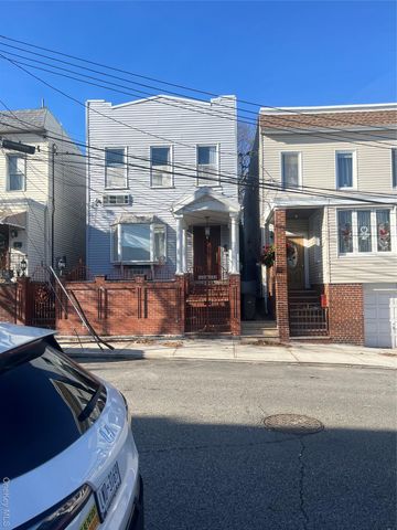 52-62 68th Street, Maspeth, NY 11378