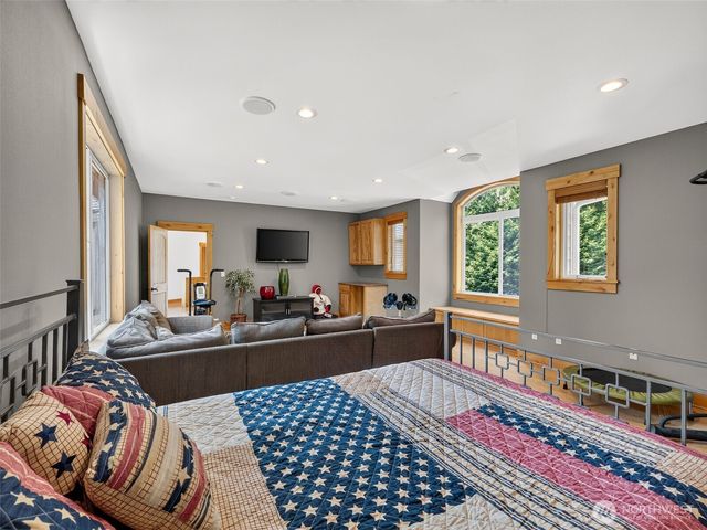 17818 48th Street SE, Snohomish, WA 98290