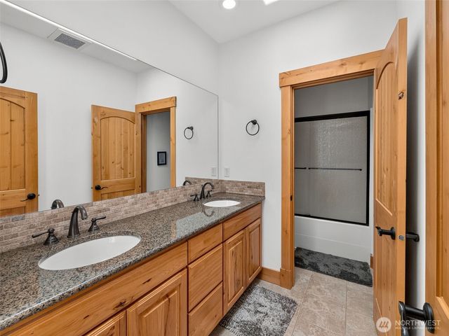 17818 48th Street SE, Snohomish, WA 98290