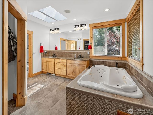 17818 48th Street SE, Snohomish, WA 98290