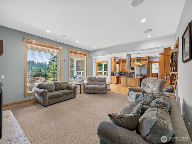 17818 48th Street SE, Snohomish, WA 98290