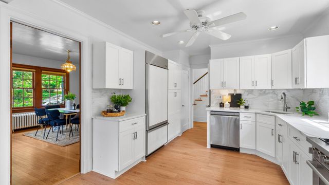535 W 40TH ST, Baltimore, MD 21211