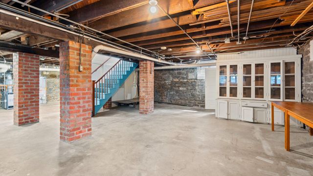 535 W 40TH ST, Baltimore, MD 21211