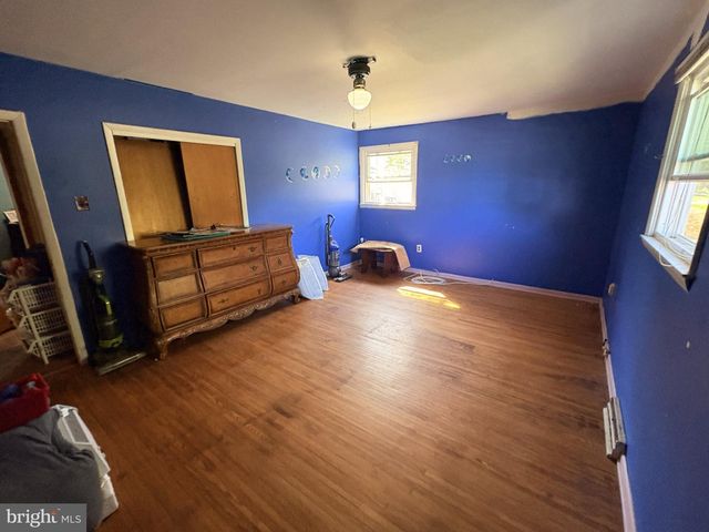79 RAILROAD AVE, Waretown, NJ 08758
