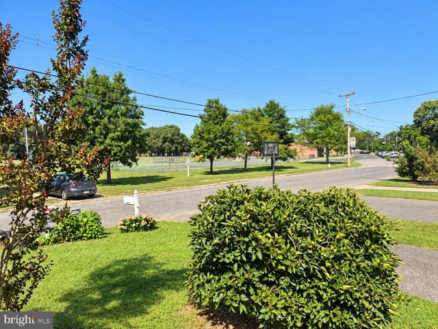 79 RAILROAD AVE, Waretown, NJ 08758