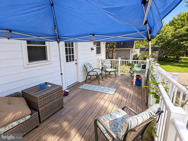 79 RAILROAD AVE, Waretown, NJ 08758