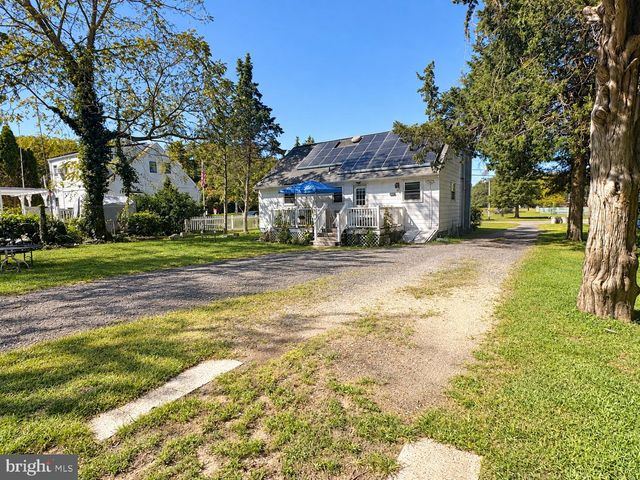 79 RAILROAD AVE, Waretown, NJ 08758