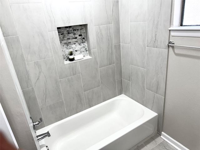 11010 Sageburrow Drive, Houston, TX 77089