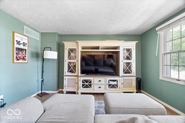6157 E 96th Place, Indianapolis, IN 46250