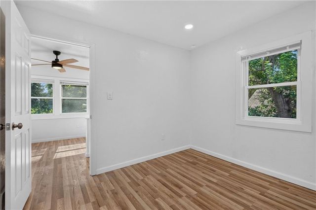 5701 Bales Avenue, Kansas City, MO 64130