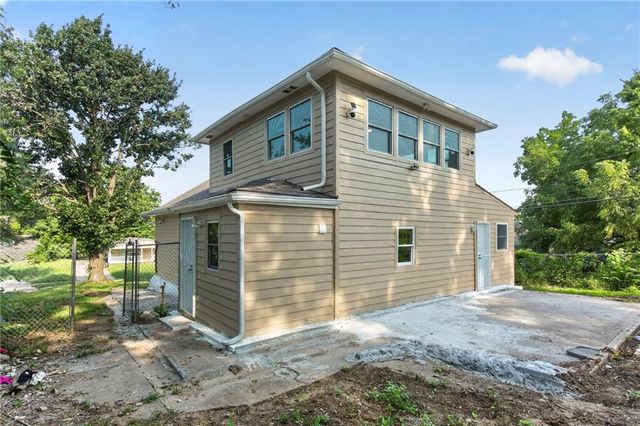 5701 Bales Avenue, Kansas City, MO 64130