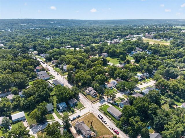 5701 Bales Avenue, Kansas City, MO 64130