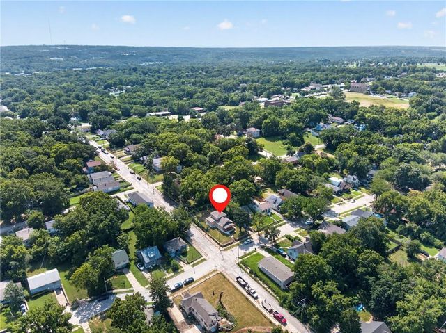 5701 Bales Avenue, Kansas City, MO 64130