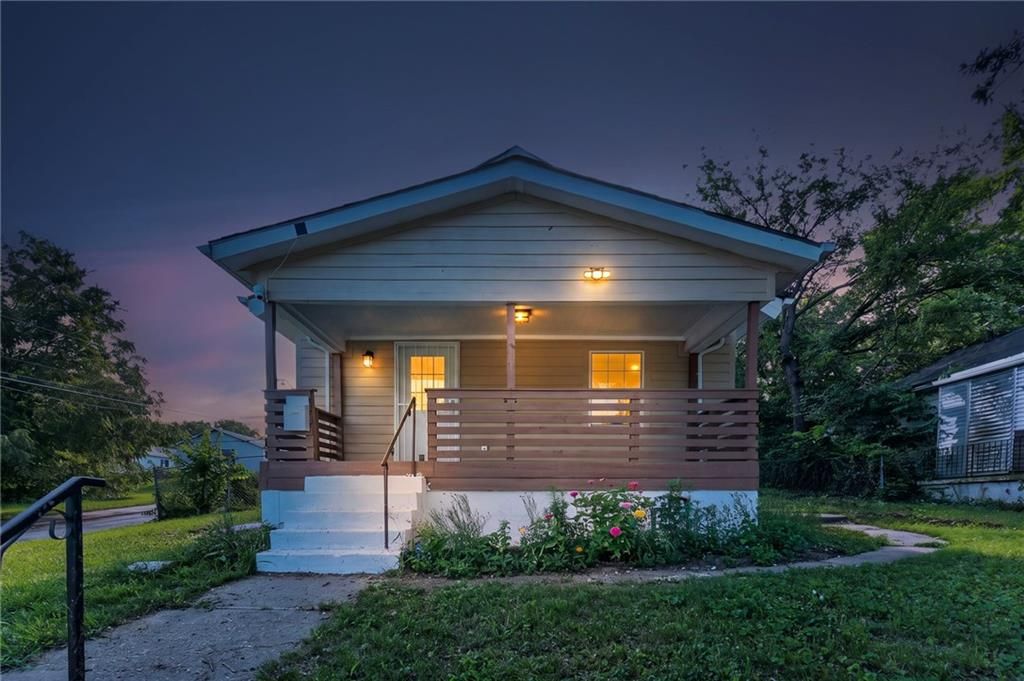 5701 Bales Avenue, Kansas City, MO 64130