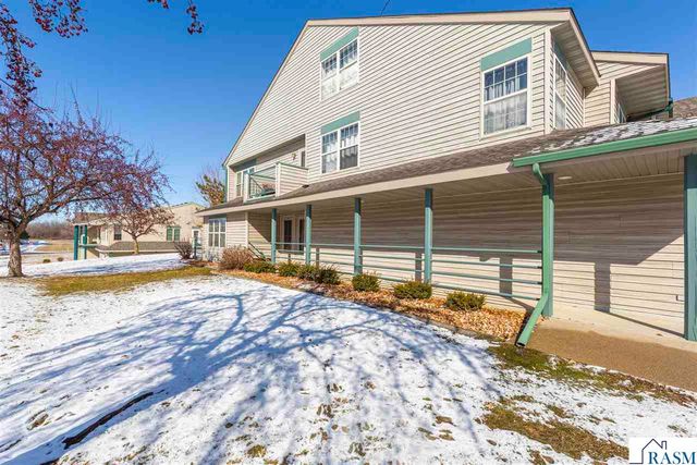 104 NE Morningside Drive, Hutchinson, MN 55350