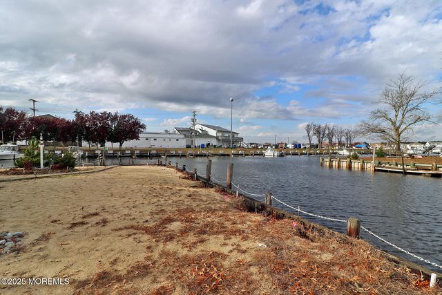 1003 Kohala Drive, Forked River, NJ 08731