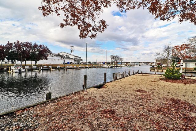 1003 Kohala Drive, Forked River, NJ 08731