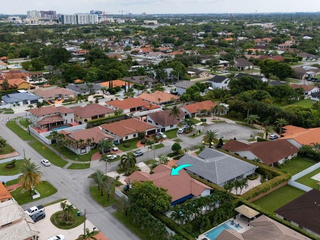 11482 SW 28th Ter, Miami, FL 33165