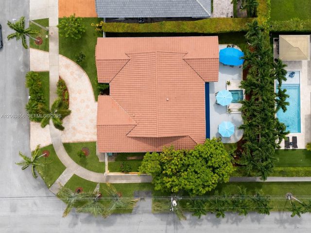 11482 SW 28th Ter, Miami, FL 33165