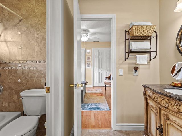 11482 SW 28th Ter, Miami, FL 33165