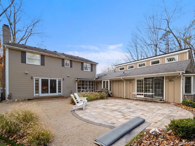 749 Kensington Lane, Bloomfield Hills, MI 48304