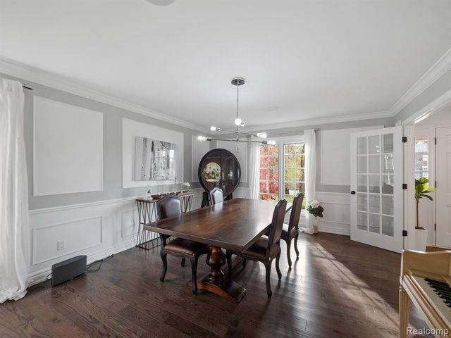 749 Kensington Lane, Bloomfield Hills, MI 48304