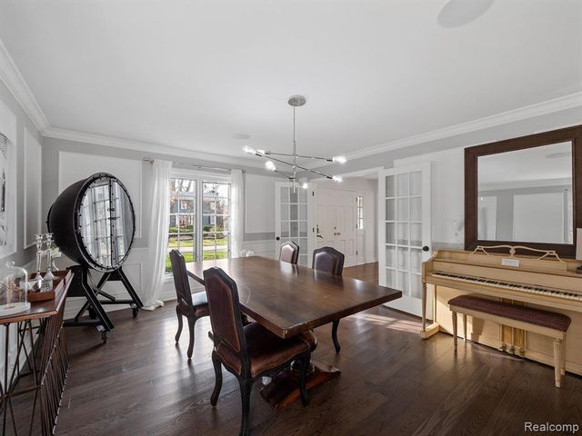 749 Kensington Lane, Bloomfield Hills, MI 48304