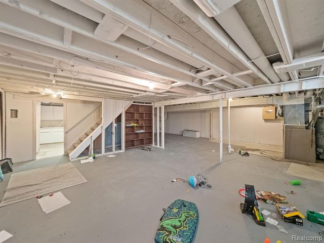 749 Kensington Lane, Bloomfield Hills, MI 48304