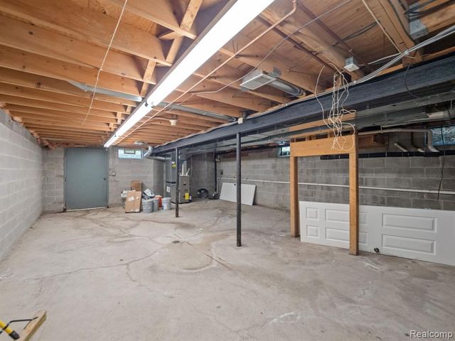 749 Kensington Lane, Bloomfield Hills, MI 48304