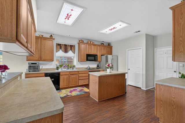 1200 Dover Heights Trail, Mansfield, TX 76063