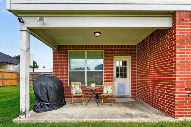 1200 Dover Heights Trail, Mansfield, TX 76063