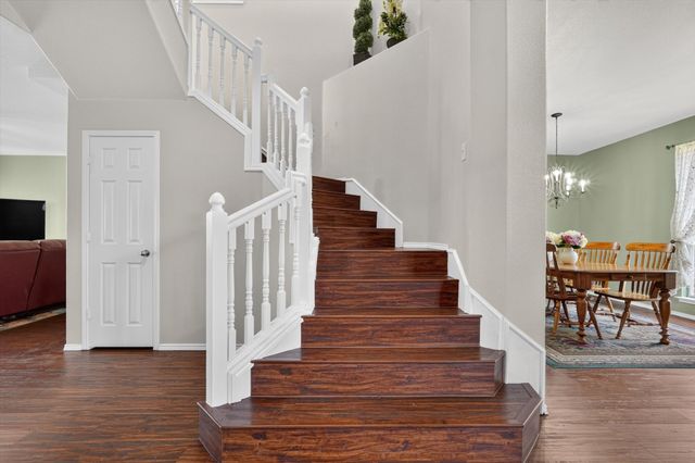 1200 Dover Heights Trail, Mansfield, TX 76063