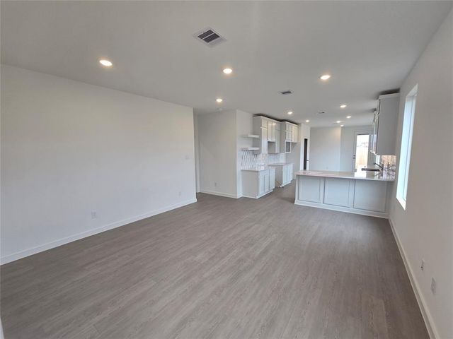 5722 Goosander Land Drive, Baytown, TX 77521