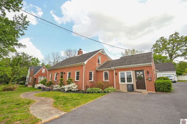 718 Backusburg Road, Mayfield, KY 42066
