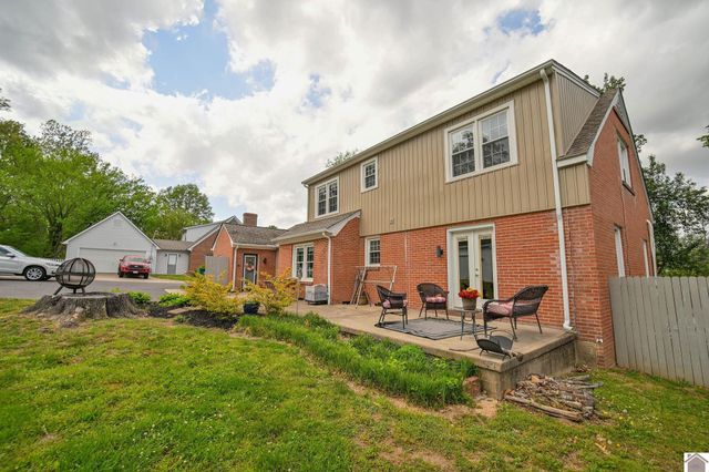 718 Backusburg Road, Mayfield, KY 42066