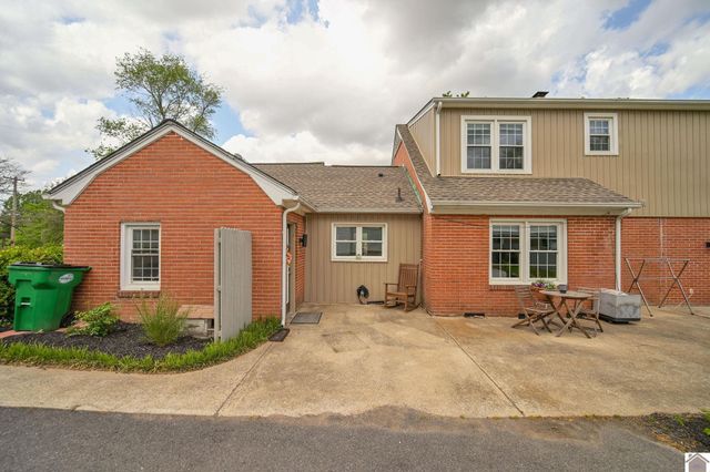 718 Backusburg Road, Mayfield, KY 42066